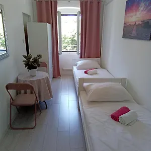 Guest house Soba Arena, Pula
